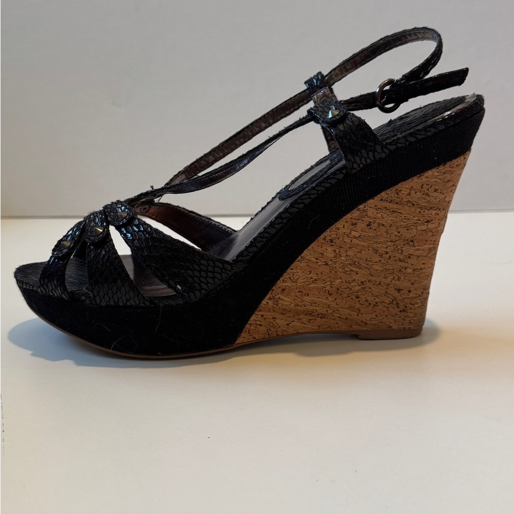 Elegant Charles David Black Wedge Sandals